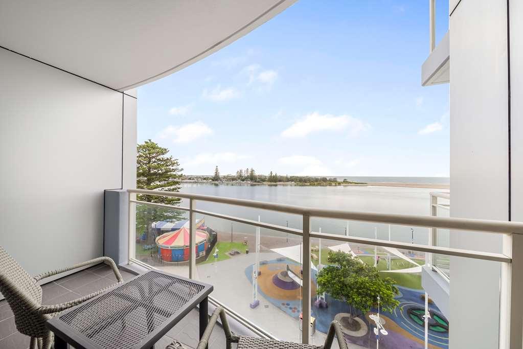 Oaks The Entrance Waterfront Suites 客房 照片